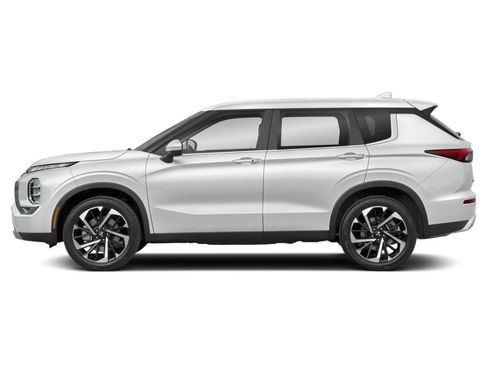 Used 2022 Mitsubishi Outlander SE AWD/4WD image 13