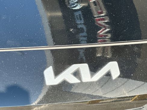 Used 2024 Kia Forte LXS image 35