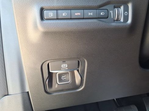 New 2026 Jeep Cherokee Overland w/ Advanced Pro Tech Group AWD/4WD image 19