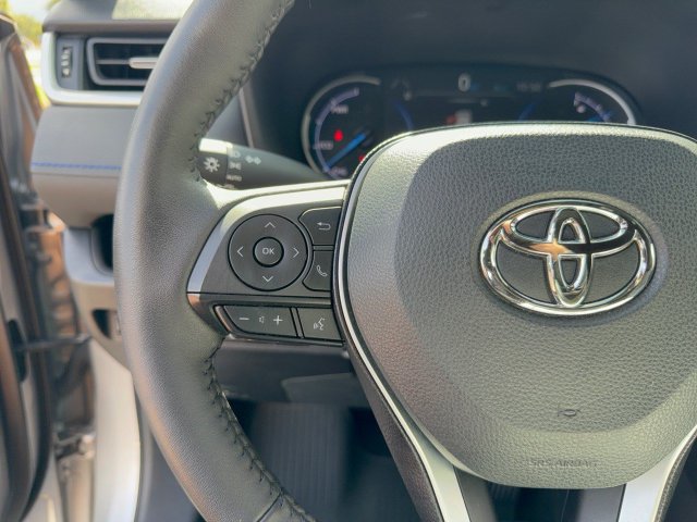 Used 2023 Toyota RAV4 XSE w/ XSE Grade Weather Package AWD/4WD image 18