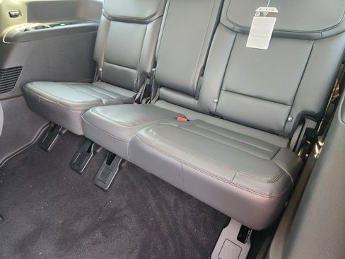 New 2025 Ford Expedition Active image 25