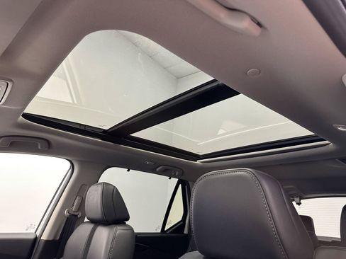Certified 2023 Honda Pilot Touring image 18