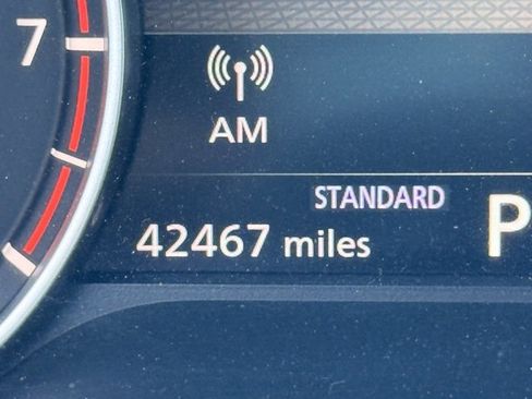 Used 2022 Nissan Rogue SV image 23