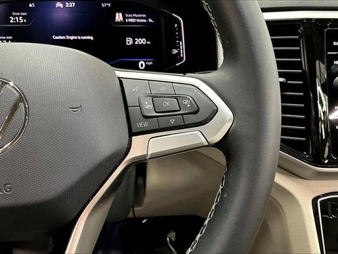 Used 2023 Volkswagen Atlas SE w/ Panoramic Sunroof Package image 22