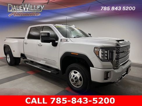 Used 2022 GMC Sierra 3500 Denali w/ Denali Ultimate Package image 1