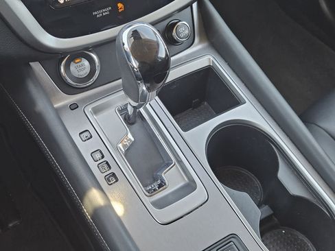 Used 2024 Nissan Murano SV w/ SV Midnight Edition Package FWD image 19