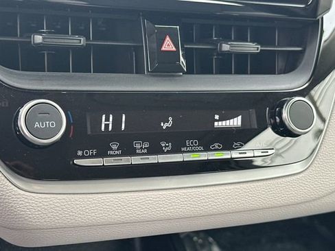 Certified 2026 Toyota Corolla LE image 32