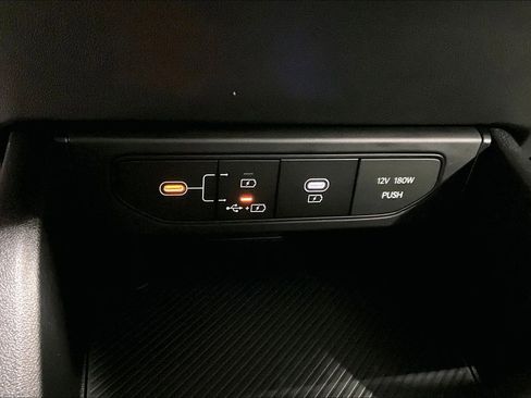 New 2025 Kia K4 LXS image 30