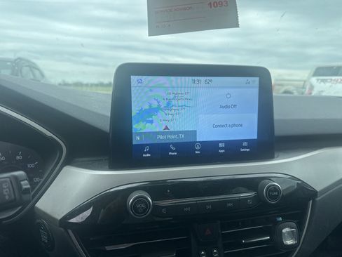 Used 2020 Ford Escape SE FWD image 3
