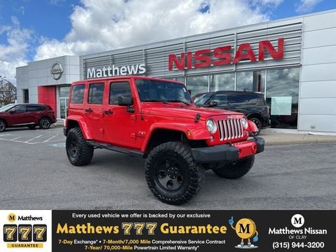 Used 2017 Jeep Wrangler Unlimited Sahara w/ Connectivity Group AWD/4WD image 1