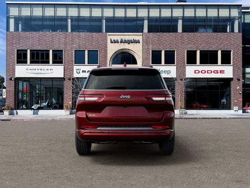 New 2026 Jeep Grand Cherokee L Limited AWD/4WD image 7