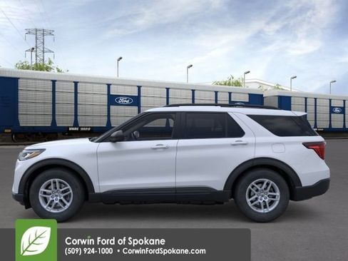New 2026 Ford Explorer Active AWD/4WD image 5