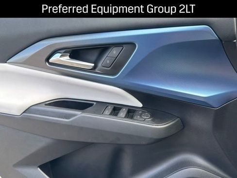 Used 2024 Chevrolet Equinox EV LT image 12