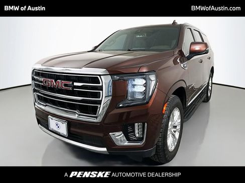 Used 2022 GMC Yukon SLT w/ SLT Premium Package image 1