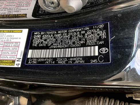 Used 2021 Toyota C-HR LE FWD image 34