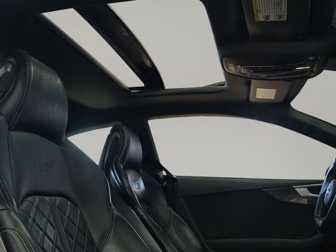 Used 2018 Audi S5 Prestige w/ S Sport Package image 16