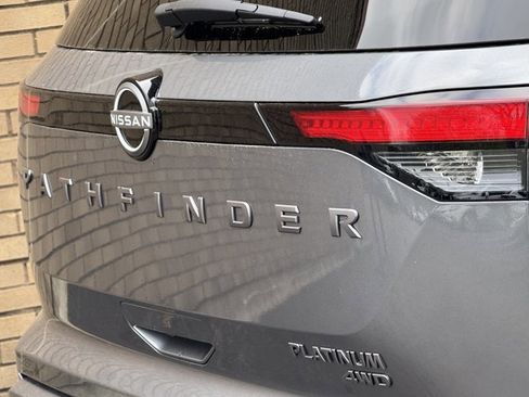 New 2026 Nissan Pathfinder Platinum AWD/4WD image 22