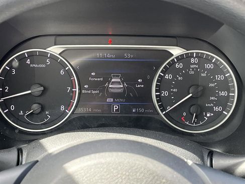 Used 2024 Nissan Sentra SV image 22