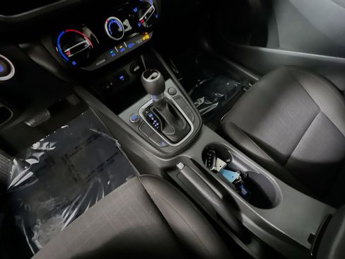 Used 2022 Hyundai Kona SEL image 25