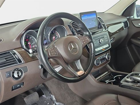 Used 2018 Mercedes-Benz GLE 350 4MATIC image 19