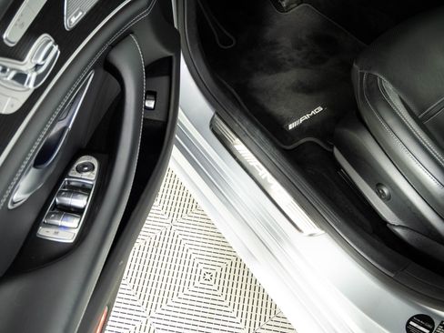 Used 2022 Mercedes-Benz AMG GT 43 image 8