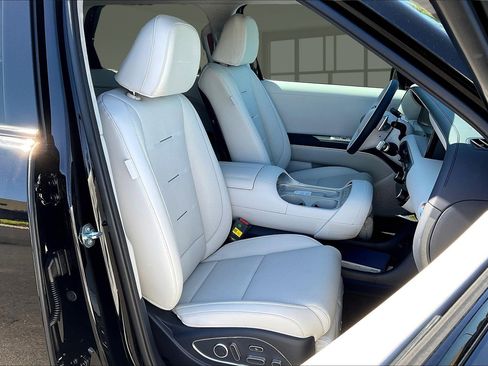 New 2026 Hyundai Palisade Calligraphy image 11