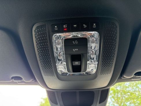 Used 2025 Mercedes-Benz GLS 450 4MATIC image 28