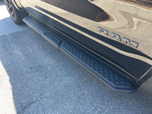 Used 2022 RAM 1500 Big Horn image 15