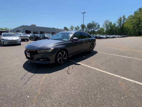 Used 2020 Honda Accord Sport image 4