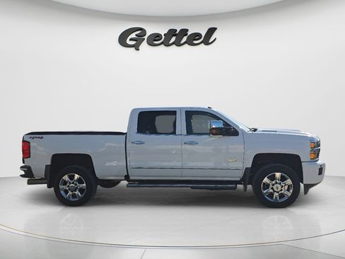 Used 2017 Chevrolet Silverado 3500 High Country w/ Duramax Plus Package AWD/4WD image 4