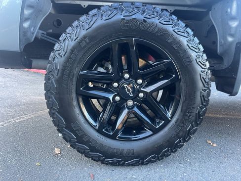 Used 2023 Chevrolet Silverado 1500 LT Trail Boss image 15
