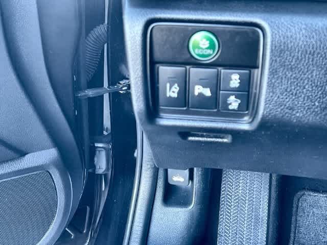 Used 2017 Honda Accord Touring image 29