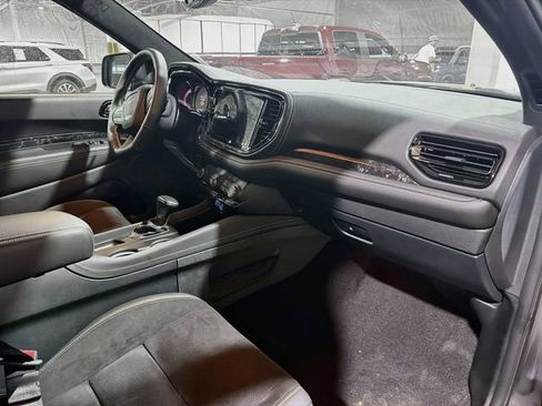 Used 2024 Dodge Durango SRT AWD/4WD image 12