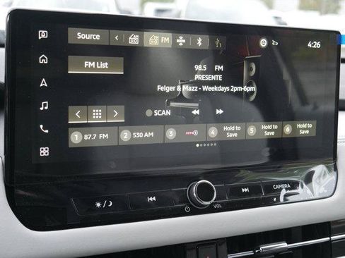 Used 2025 Mitsubishi Outlander AWD image 17