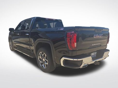 Used 2024 GMC Sierra 1500 SLT AWD/4WD image 20