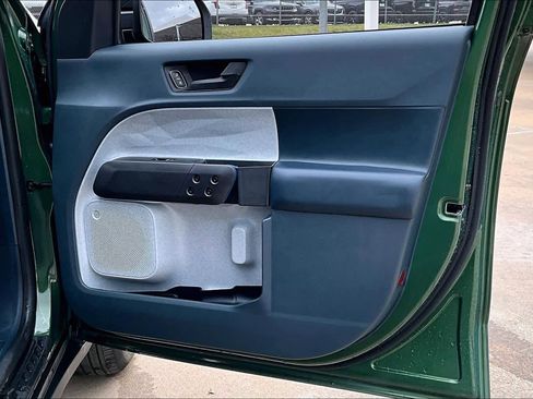 Used 2025 Ford Maverick XLT w/ XLT Luxury Package image 25