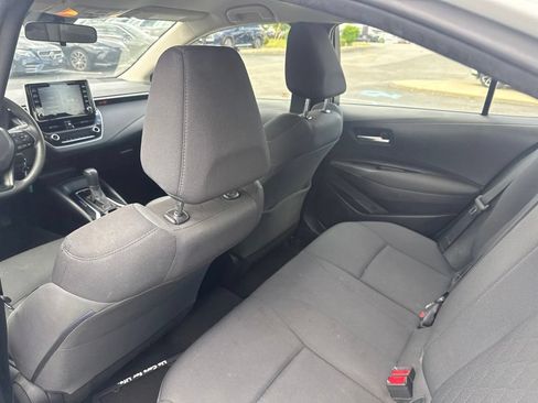 Used 2020 Toyota Corolla LE FWD image 26
