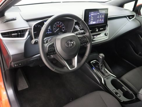 Certified 2025 Toyota Corolla SE FWD image 13