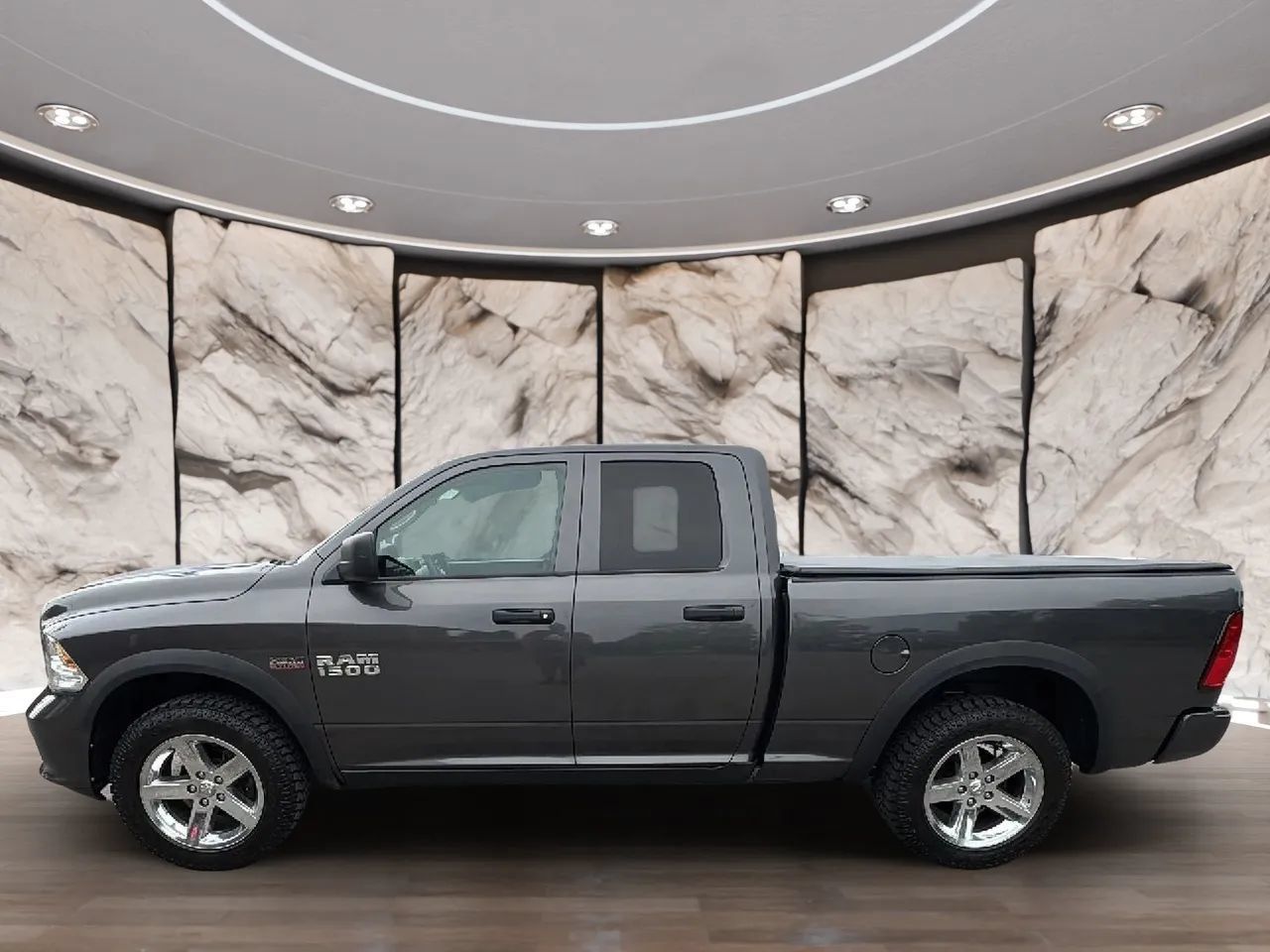 Used 2017 RAM 1500 Express w/ Express Value Package AWD/4WD image 7