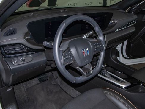 Used 2025 Buick Envista Avenir FWD image 5