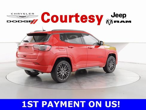 Certified 2022 Jeep Compass Limited image 5