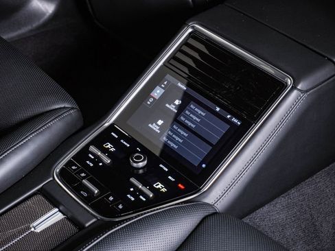 Certified 2023 Porsche Panamera Turbo S AWD/4WD image 19
