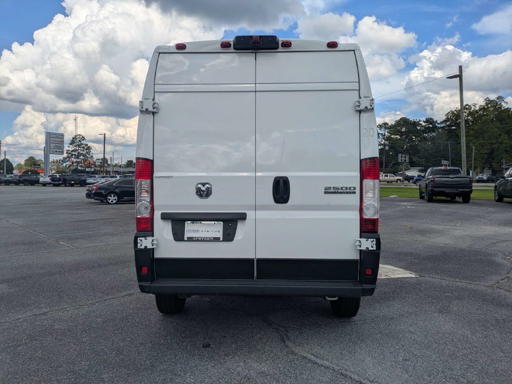 Used 2025 RAM ProMaster 2500 w/ Convenience Group FWD image 5