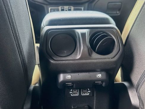 Used 2023 Jeep Wrangler Unlimited w/ Sun & Screen Package AWD/4WD image 27