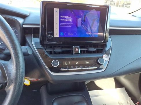 Used 2023 Toyota Corolla LE image 13