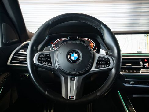 Used 2021 BMW X7 xDrive40i w/ M Sport Package AWD/4WD image 27