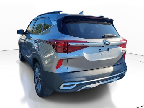 Used 2021 Kia Seltos S image 4