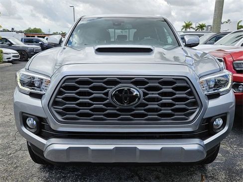 Used 2023 Toyota Tacoma TRD Sport image 12