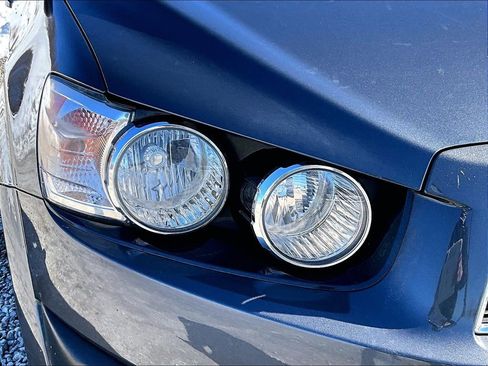 Used 2012 Chevrolet Sonic LT image 26
