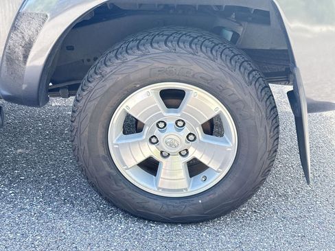 Used 2015 Toyota Tacoma 4x4 Double Cab w/ TRD Sport Package image 12